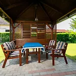 別荘 Pergola By Interhome *