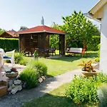 別荘 Pergola By Interhome