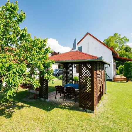 Hébergement de vacances Pergola By Interhome Balatonmáriafürdő